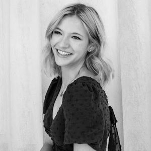 Meet your Posher, Abigail